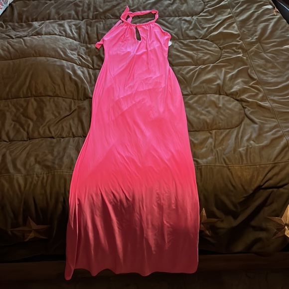 Pink halter full length dress - Picture 2 of 3